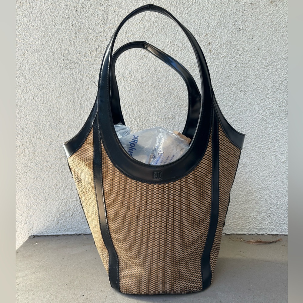 Classic Bucket Bag